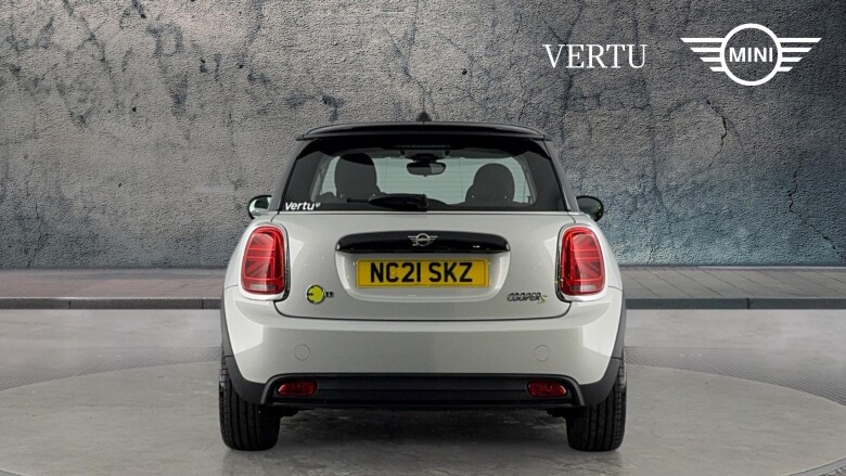 MINI Hatchback 135kW Cooper S Level 1 33kWh 3dr Auto Electric Hatchback